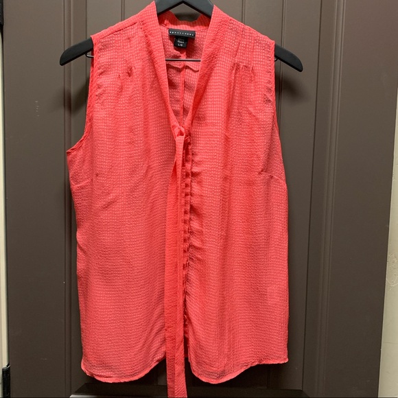 Apostrophe Sleeveless Blouse - Picture 1 of 4